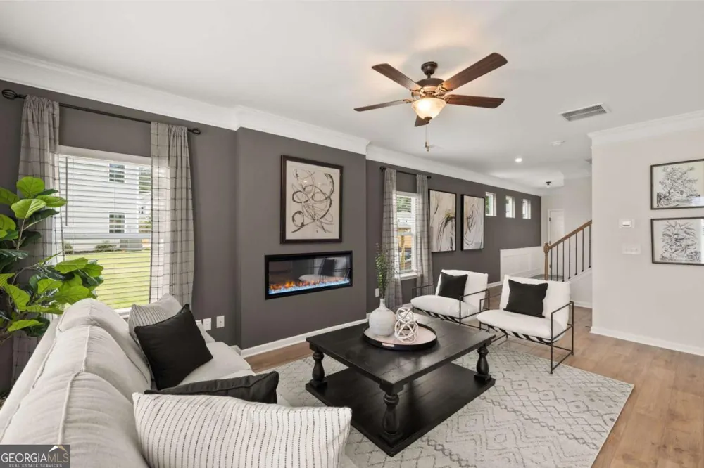 828 Crescent DR Riverdale, GA 30274