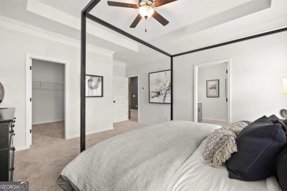 828 Crescent DR Riverdale, GA 30274