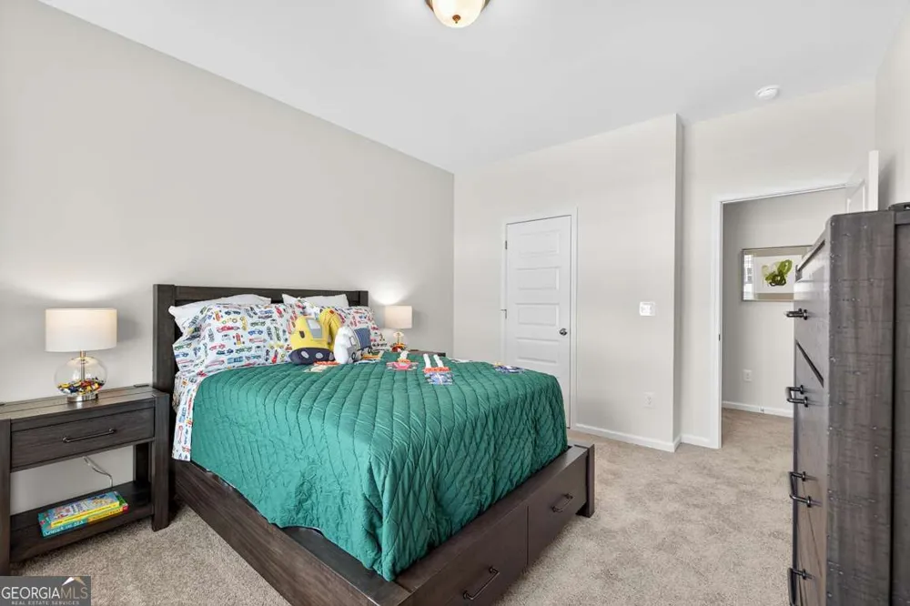 829 Crescent DR Riverdale, GA 30274