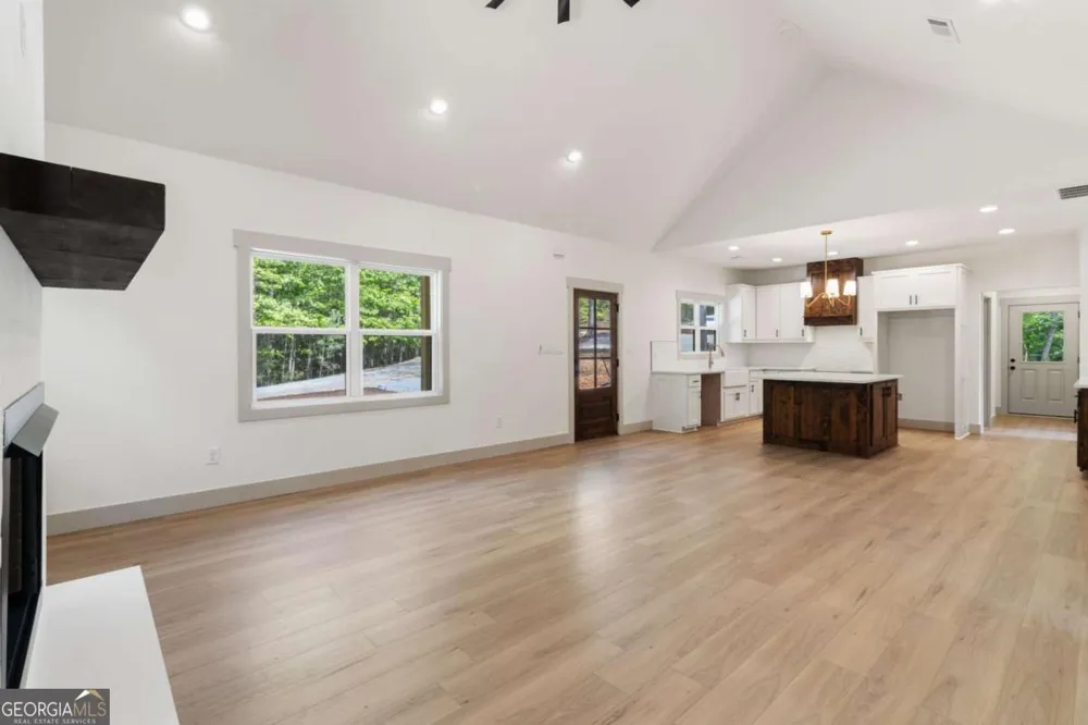 227 Haven CT Ellijay, GA 30540