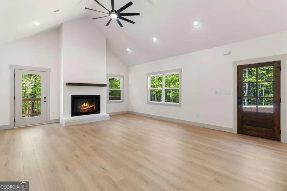 227 Haven CT Ellijay, GA 30540