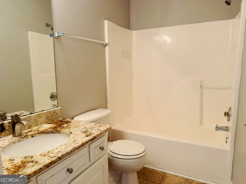 522 Morgan CT Hampton, GA 30228
