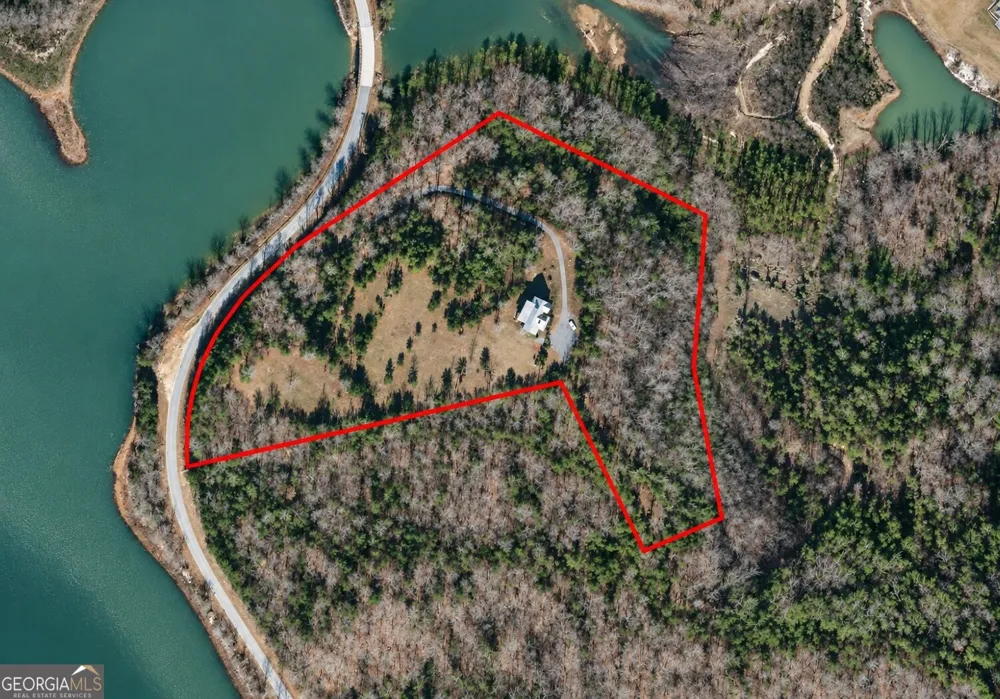 284 River RD Westminster, SC 29693