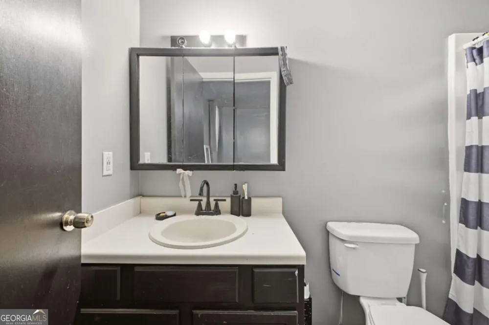 379 Bozeman RD NW White, GA 30184