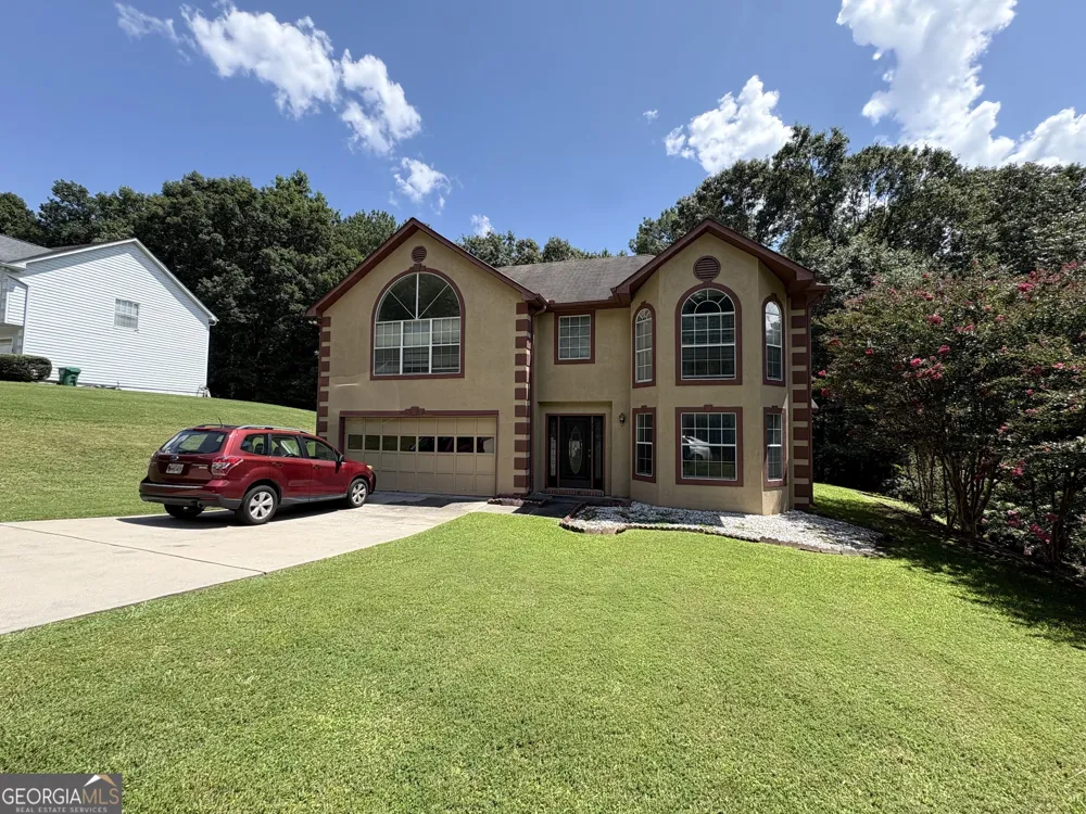 1667 Rolling Stone DR Lithonia, GA 30058