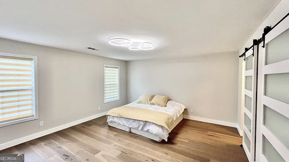 417 Hillcrest CMN Canton, GA 30115