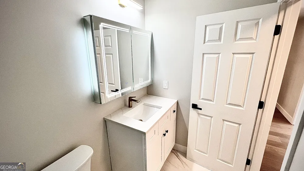 417 Hillcrest CMN Canton, GA 30115