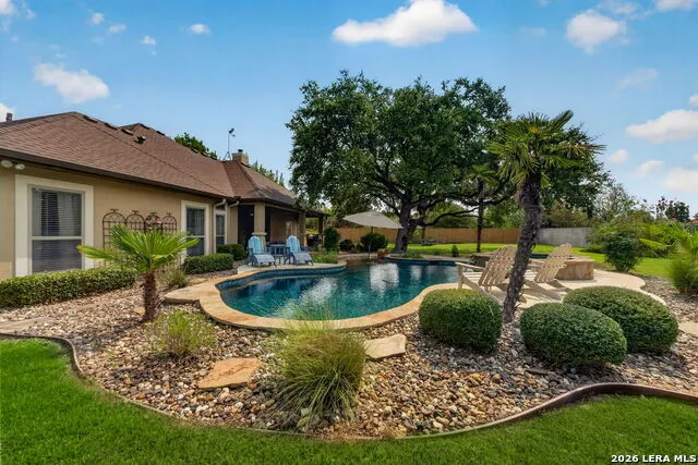 1641 Clover rdg Pleasanton, TX 78064