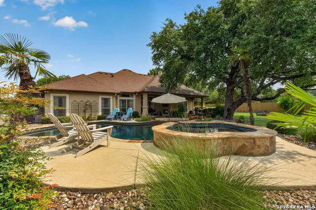 1641 Clover rdg Pleasanton, TX 78064