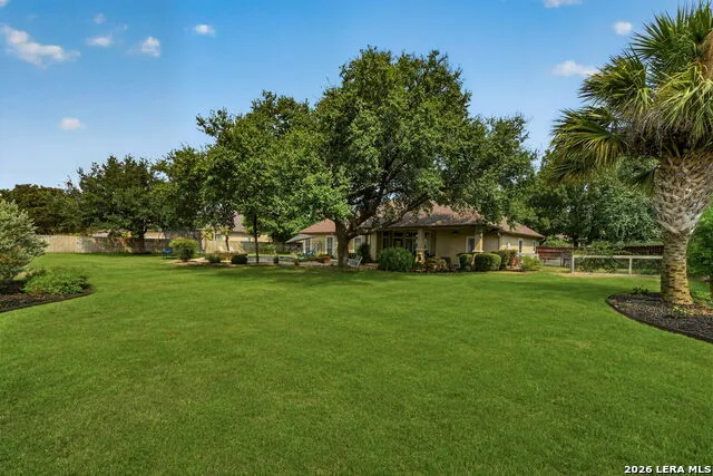 1641 Clover rdg Pleasanton, TX 78064