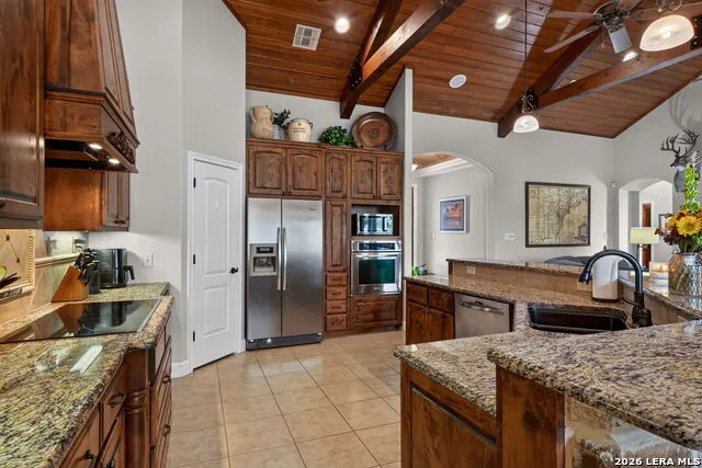 1641 Clover rdg Pleasanton, TX 78064