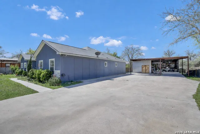 23007 DREAM VIEW DR Elmendorf, TX 78112