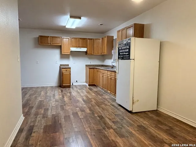 1008 MAIN ST Pleasanton, TX 78064