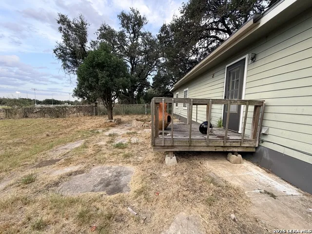 1008 MAIN ST Pleasanton, TX 78064