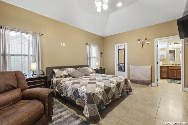 985 Boyd Poteet, TX 78065