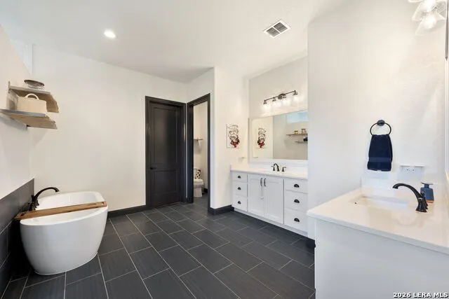 10542 Kendall Canyon San Antonio, TX 78255