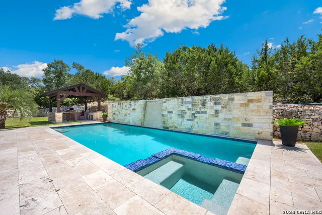 10542 Kendall Canyon San Antonio, TX 78255