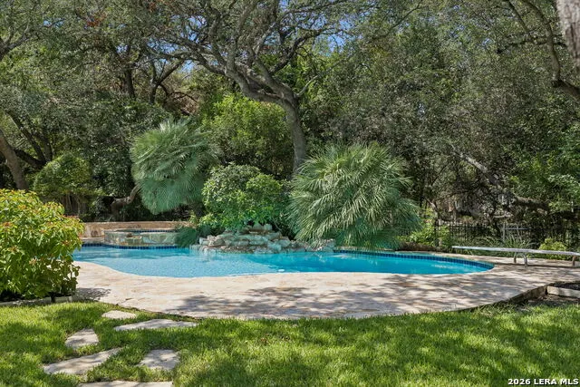 203 Durand Oak Shavano Park, TX 78230