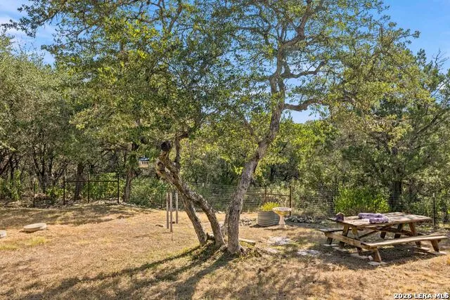 362 BLACK OAK DR Canyon Lake, TX 78133