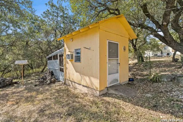 362 BLACK OAK DR Canyon Lake, TX 78133