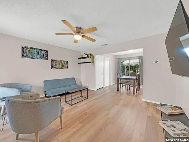 6706 RED BLF San Antonio, TX 78218