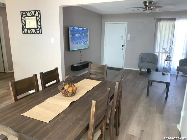 6706 RED BLF San Antonio, TX 78218