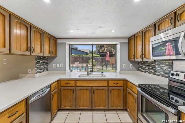 15222 Oak Spring St San Antonio, TX 78232