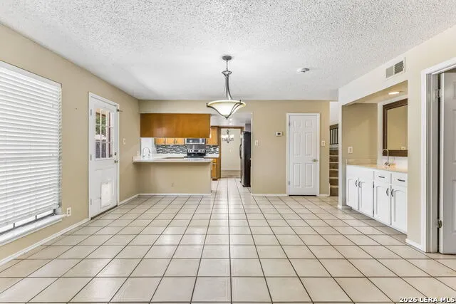15222 Oak Spring St San Antonio, TX 78232