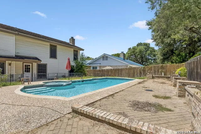 15222 Oak Spring St San Antonio, TX 78232