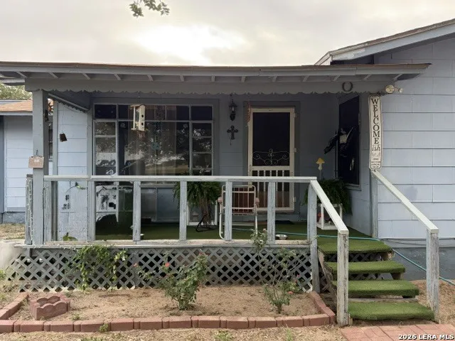 16472 STATE HIGHWAY 16 Poteet, TX 78065