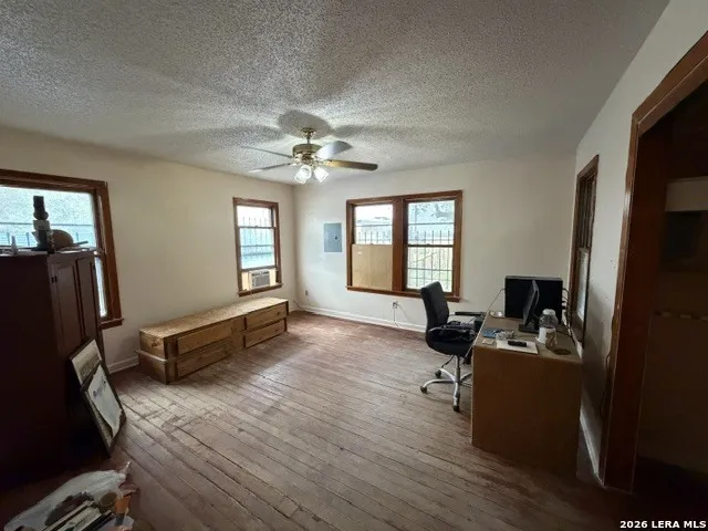 16472 STATE HIGHWAY 16 Poteet, TX 78065