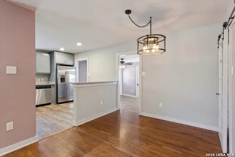 103 Wellesley Blvd