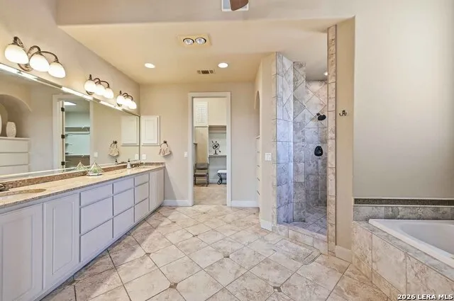 1745 W LAKESIDE DR Canyon Lake, TX 78133