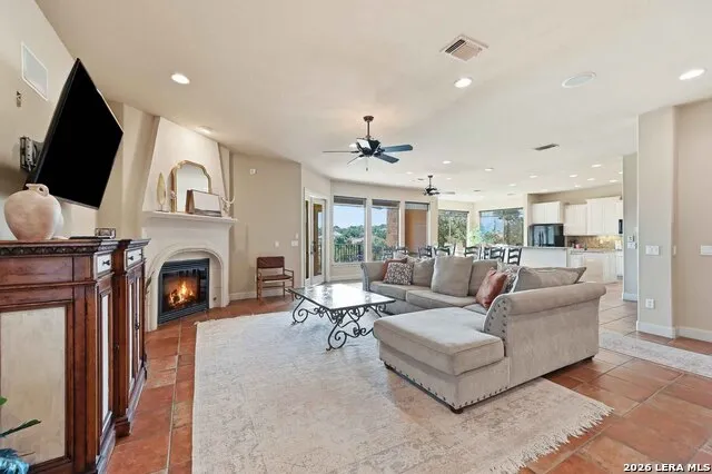 1745 W LAKESIDE DR Canyon Lake, TX 78133
