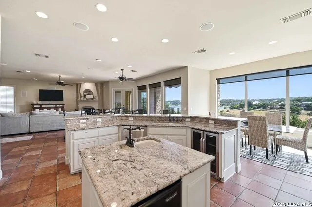 1745 W LAKESIDE DR Canyon Lake, TX 78133