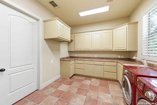 1745 W LAKESIDE DR Canyon Lake, TX 78133