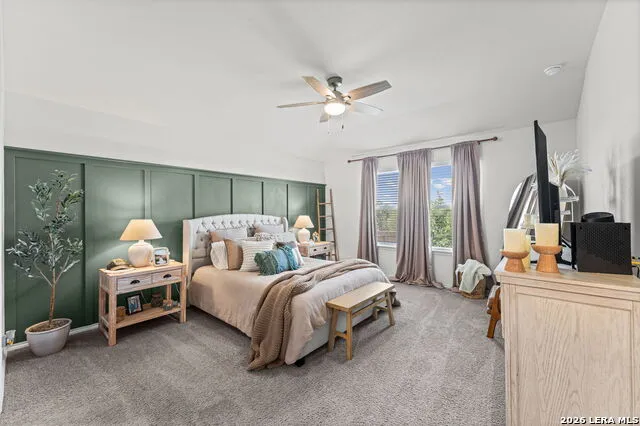 233 LEGENDARY TRAIL LOOP Floresville, TX 78114