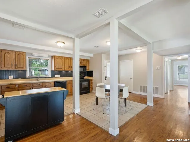 542 BRIGHTWOOD PL San Antonio, TX 78209