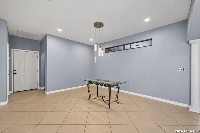 30870 Bridlegate Bulverde, TX 78163