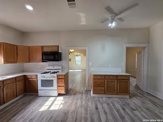 116 Hess San Antonio, TX 78212