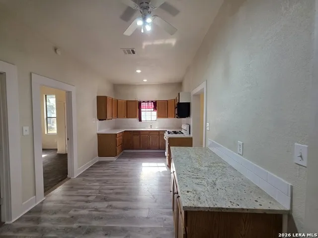 116 Hess San Antonio, TX 78212