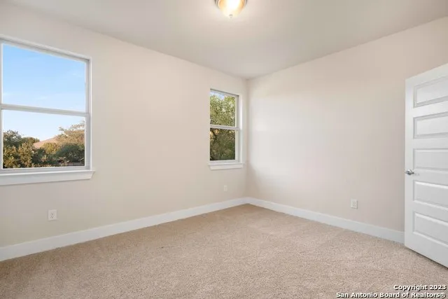 797 LILLY BLF Castroville, TX 78009