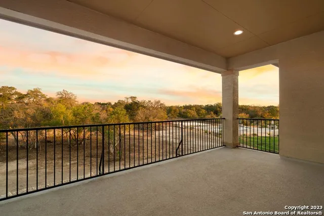 797 LILLY BLF Castroville, TX 78009