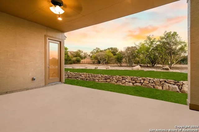 797 LILLY BLF Castroville, TX 78009