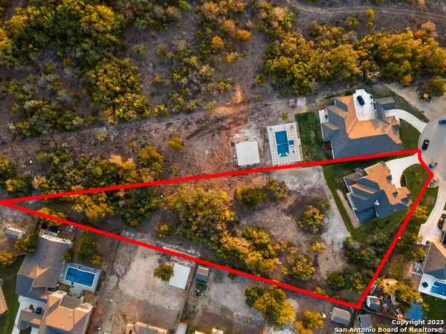 797 LILLY BLF Castroville, TX 78009