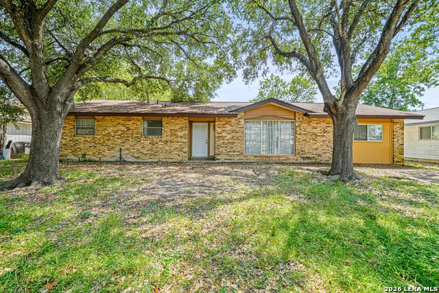 5102 Village Row San Antonio, TX 78218