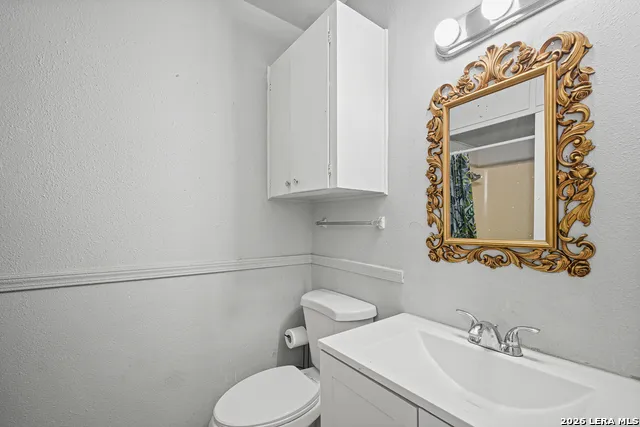 5102 Village Row San Antonio, TX 78218