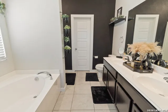 6918 Shiraz Way Converse, TX 78109