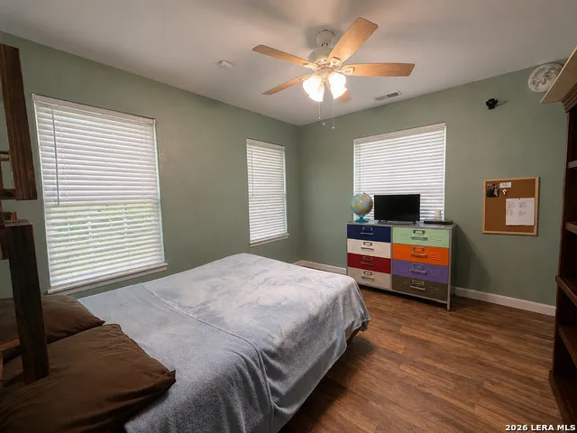 1309 ACORN RD Hondo, TX 78861