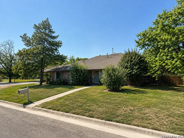 1309 ACORN RD Hondo, TX 78861